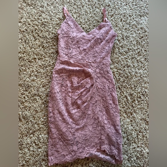 Lace mini dress - Picture 4 of 4